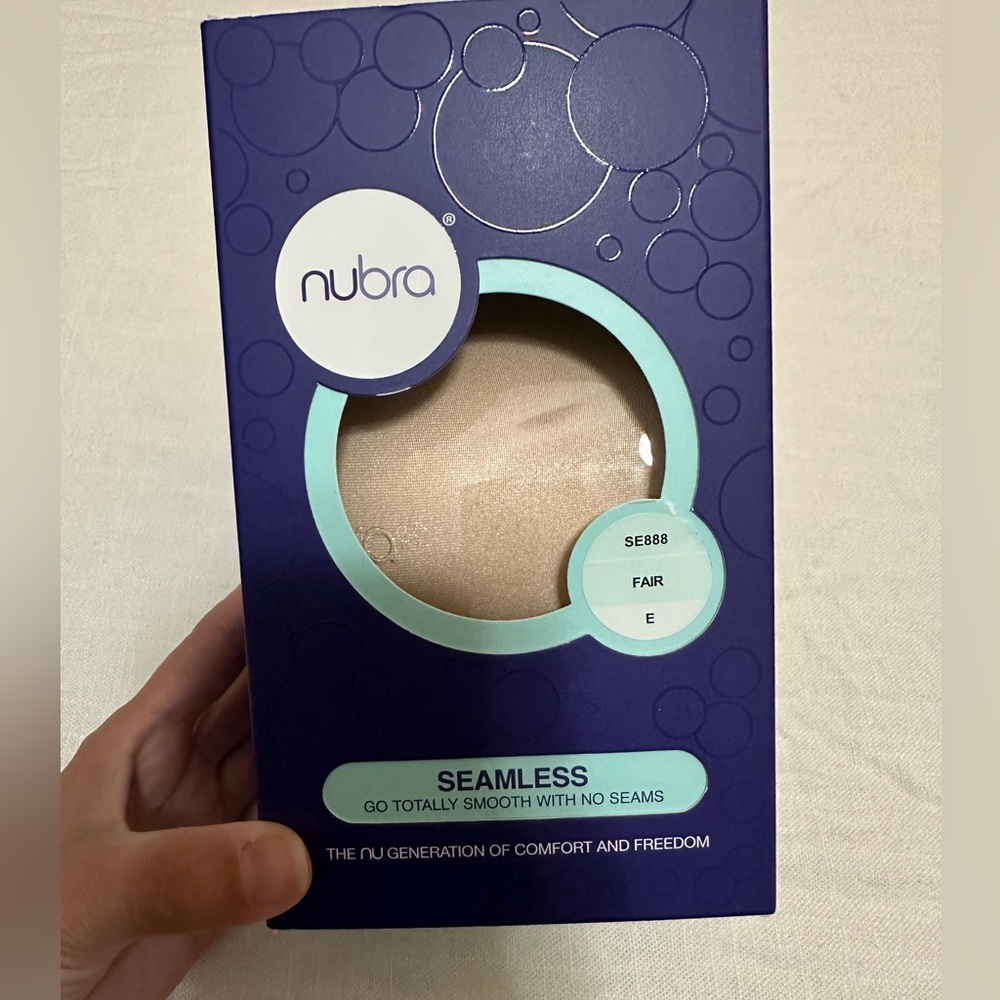 Nubra seamless strapless, backless bra